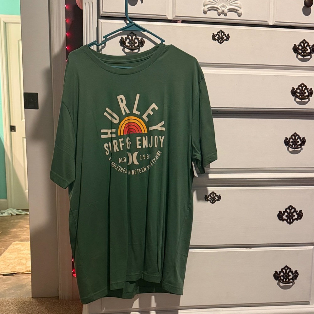 Hurley Green Surf & Enjoy Tee